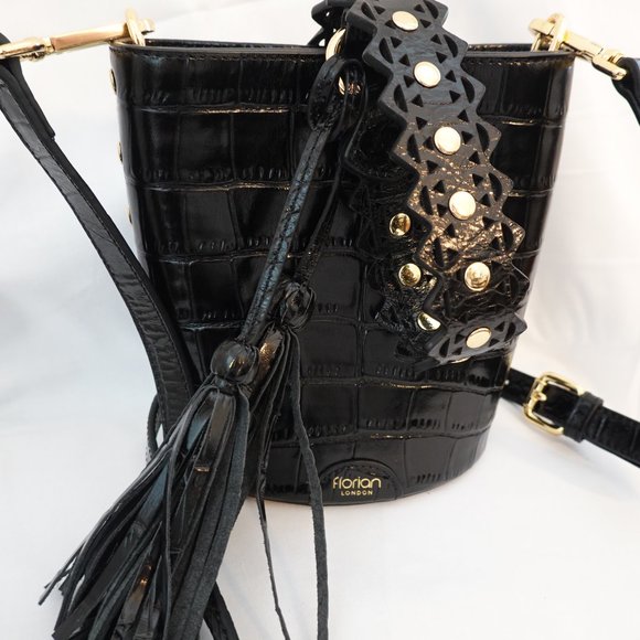 NEW ❤️ Florian London Black Croc Embossed Bucket Crossbody / Wristlet (P… - Picture 9 of 16